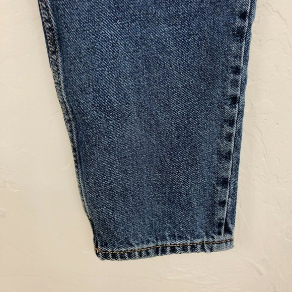 Zara Medium Wash Denim High Rise Mom Jeans - Size 8 - Picture 4 of 9
